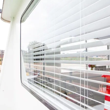 Aan Dek 住宿加早餐酒店 Druten