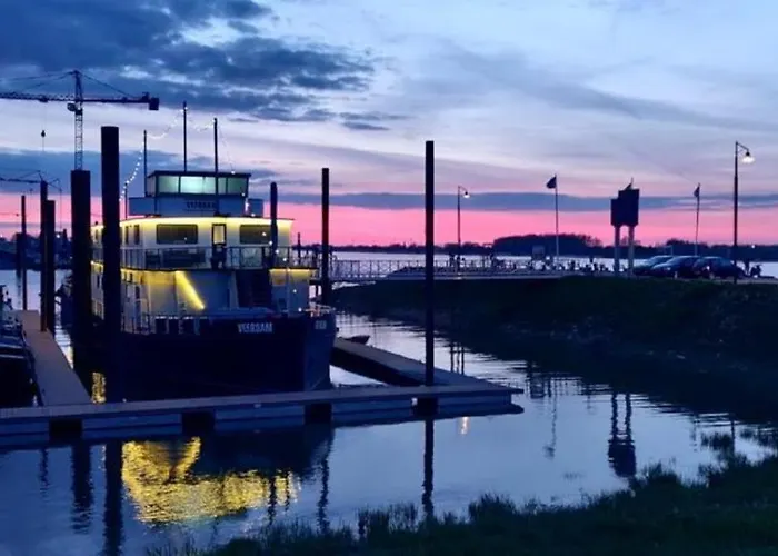 فندق مبيت وإفطار Aan Dek Druten